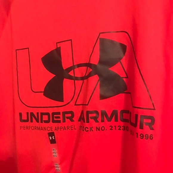 COPY - New under armor red and black stort sleeve shirt new - Picture 2 of 4